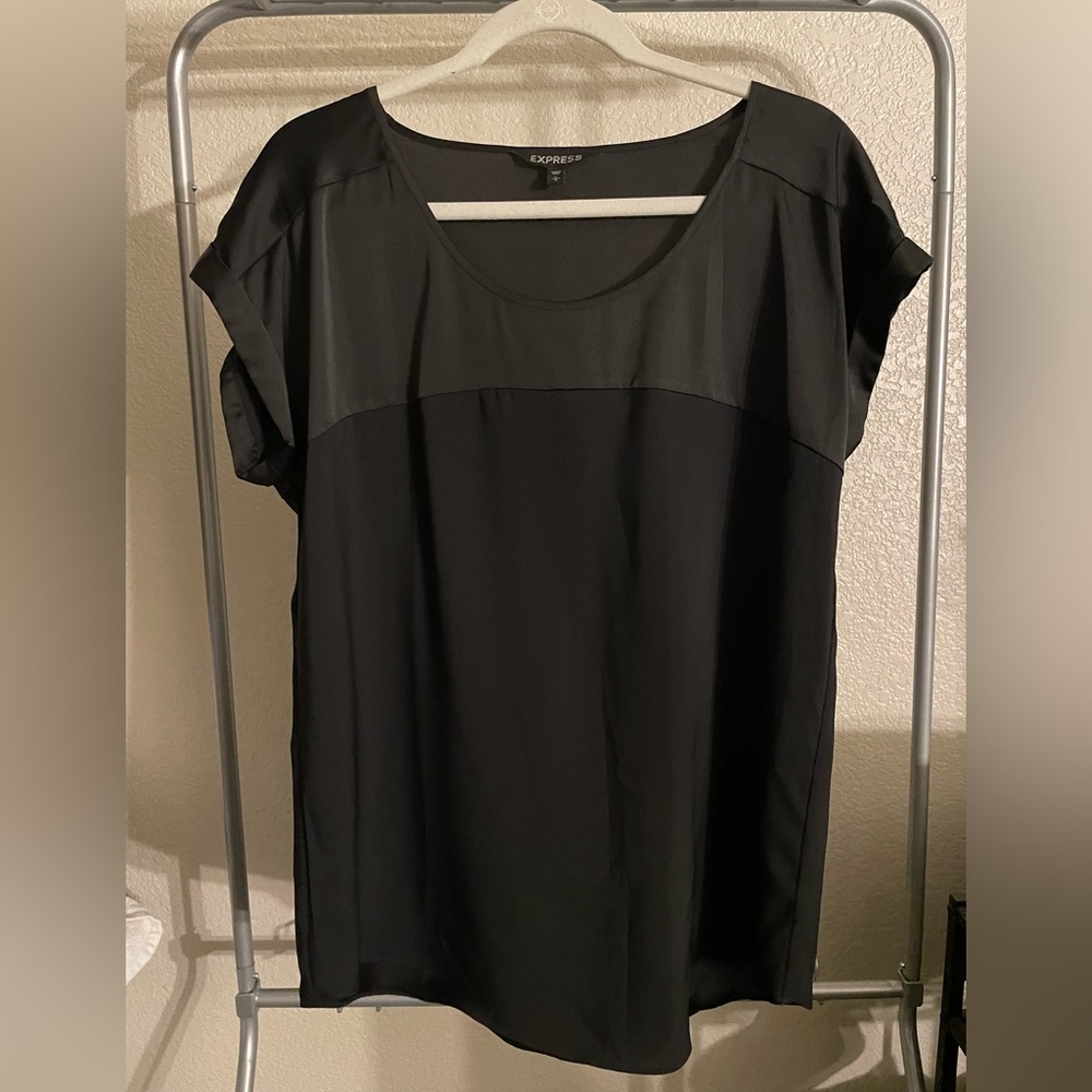 Express Silk Top Size Large
